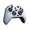 Weiß-grauer Victrix Gambit Xbox-Controller mit violetten Akzenten und Kabel.