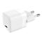 Weißes Ladegerät mit USB-C-Anschluss und zwei Steckern.