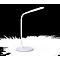 Witte bureaulamp op ronde voet met flexibele arm en rechthoekige lichtkop. Achtergrond in zwart en wit.