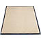 Beige tapijt met zwarte rand op een witte achtergrond.