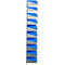 Ein graues Wandregal mit neun blauen Behältern.
