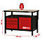 Werkbank, schwarz und rot. Oberseite aus Holz, darunter Schubladen und Schranktür. Belastbarkeit: 400 kg, Maße: 1200x600x840 mm. Logo: KS TOOLS.