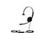 Schwarzes Headset mit Mikrofon und USB-Anschluss. Detailansicht des Headsets auf weißem Hintergrund.