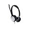 Schwarzes Headset mit silbernen Ohrmuscheln und Mikrofon, Kabel zum Anschluss.