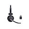 Dunkelgraues Headset mit Mikrofon und USB-Adapter, vor weiÃŸem Hintergrund. An der Seite des Mikrofons befindet sich ein rotes Element.