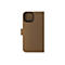 Étui de téléphone en cuir marron clair, avec découpe pour l'appareil photo. Il est fermé et possède une fermeture magnétique.