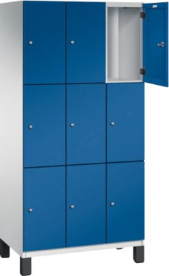 Armoire à casiers Cambio C+P, 3 compartiments, 9 casiers, sur pieds, L 900 x P 525 x H 1980 mm, gris clair/bleu gentiane