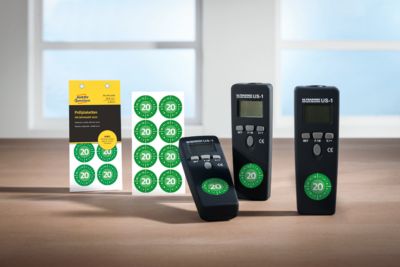 AVERY® Zweckform Prüfplaketten, Jahreszahl 2020 grün, Vinyl, Ø 30 mm, 80 Stück