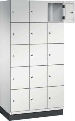C+P Cambio lockerkast, 3 vakken, 15 vakken, met plint, B 900 x D 525 x H 1980 mm, lichtgrijs