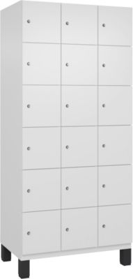 C+P Cambio lockerkast, 3 vakken, 18 vakken, op poten, B 900 x D 525 x H 1980 mm, verkeerswit
