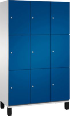 C+P Cambio lockerkast, 3 vakken, 9 vakken, op poten, B 1200 x D 525 x H 1980 mm, lichtgrijs/ gentiaanblauw