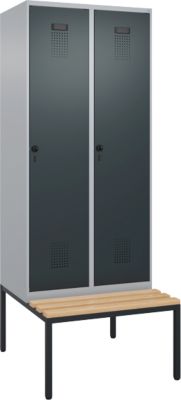 C+P Evolo Plus garderobekast, 2 vakken, 400 mm vakbreedte, met bank eronder, B 800 x D 815 x H 2120 mm, draaischroef, blank aluminium/antracietgrijs