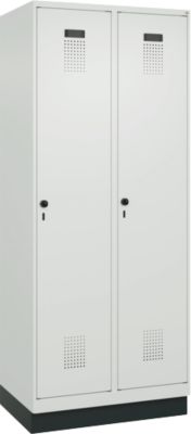 C+P Evolo Plus garderobekast, 2 vakken, 400 mm vakbreedte, met plint, rechts scharnierend, B 800 x D 500 x H 1950 mm, draaigrendel, lichtgrijs/lichtgrijs