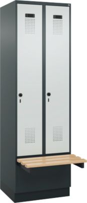 C+P Evolo Plus garderobekast, 2 vakken van elk 300 mm breed, sokkel, zwevende bank, B 600 x D 815 x H 1950 mm, draaibare grendel, antracietgrijs/lichtgrijs