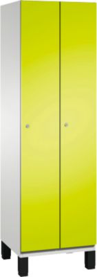 C+P locker Cambio, 2 vakken, op poten, B 600 x D 525 x H 1980 mm, lichtgrijs/kleedgroen