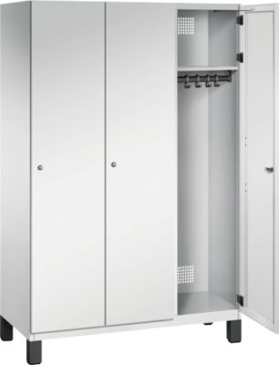 C+P locker Cambio, 3 vakken, op poten, B 1200 x D 525 x H 1980 mm, lichtgrijs