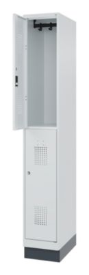Doppelstöckiger Feuerwehrspind C+P Flexo White, 1 Abteil mit 2 Fächern, Sockel, B 300 x T 500 x H 1950 mm, RAL 7035 Lichtgrau/RAL 7016 Anthrazitgrau