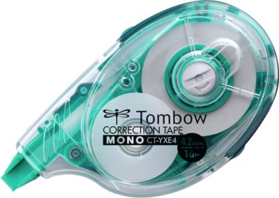 Korrekturroller Tombow MONO, seitliche Abrolltechnik, Bandmaße L 16 m x B 4,2 mm, zu 74 % aus Recycling-Kunststoff
