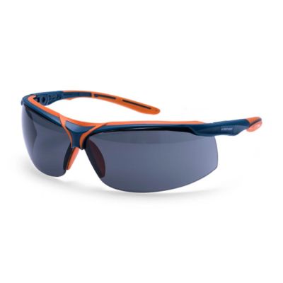 Portwest Schutzbrille Mega KN, beschichtet, Partikel-Stirnschutz, ausziehbare und neigbare Bügel, PC/TPE, rauchgetönt
