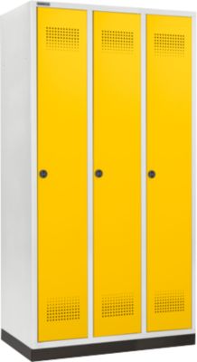 Schäfer Shop Genius Casier de vestiaires sur socle, 3 compartiments, largeur de compartiment 300 mm, serrure de sécurité à came batteuse, jaune colza