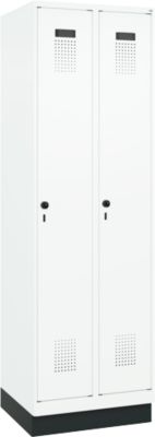 Vestiaire C+P Evolo Plus, 2 compartiments, largeur de compartiment 300 mm, avec socle, butée à droite, verrou rotatif de sécurité, butée Soft, anti-effraction, L 600 x P 500 x H 1950 mm, blanc trafic RAL 9016/blanc trafic RAL 9016