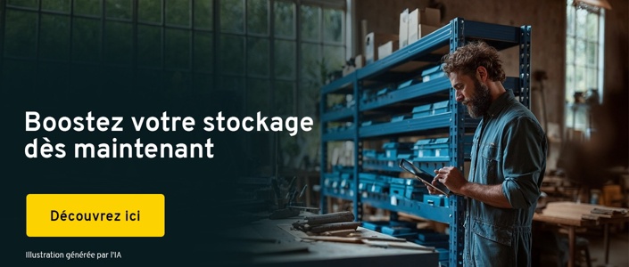 Un homme dans un entrepôt bien organisé consulte une tablette. Texte: Boostez votre stockage dès maintenant. Découvrez ici