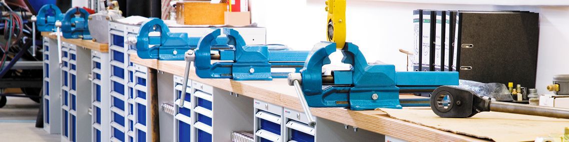 Poste de travail industriel personnalisé
