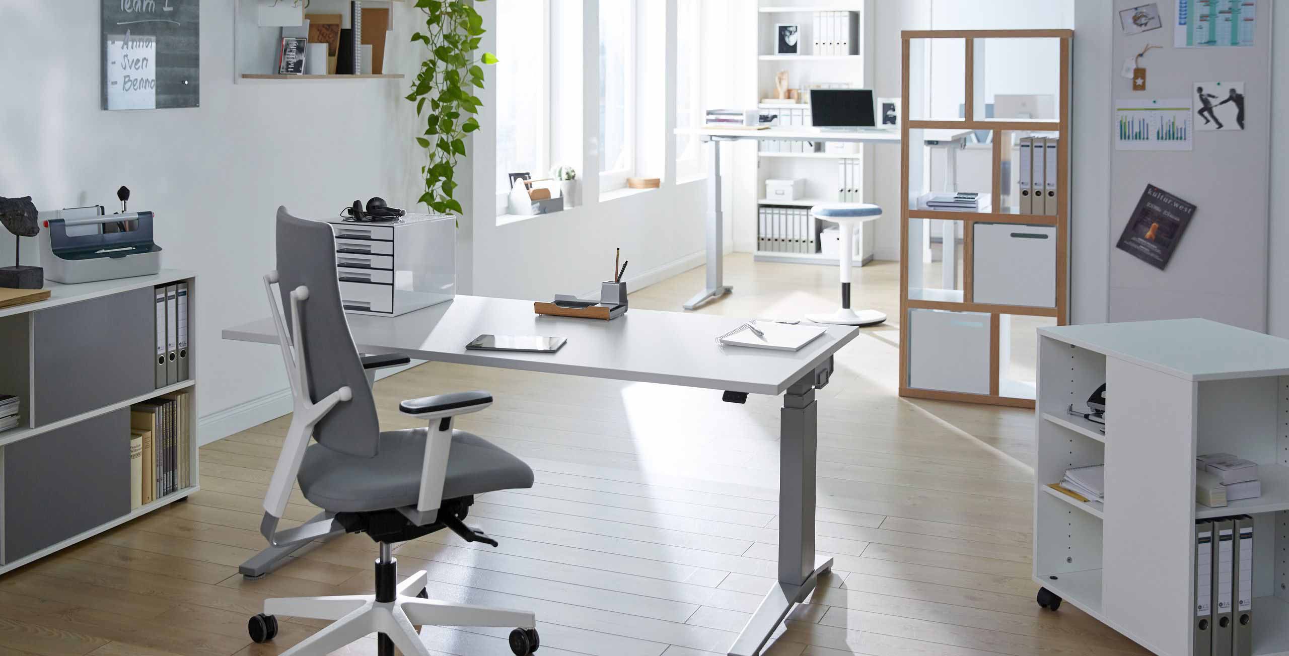 Durchorganisiertes Büro mit gutem Überblick