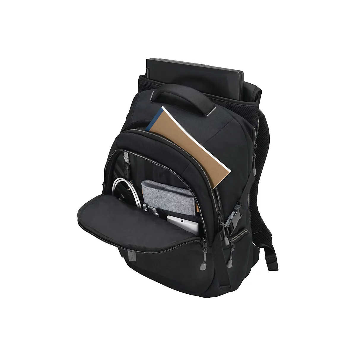 Schwarzer Rucksack mit Laptop, Notizbuch, Stiften und anderen GegenstÃ¤nden. Die Tasche ist geÃ¶ffnet.