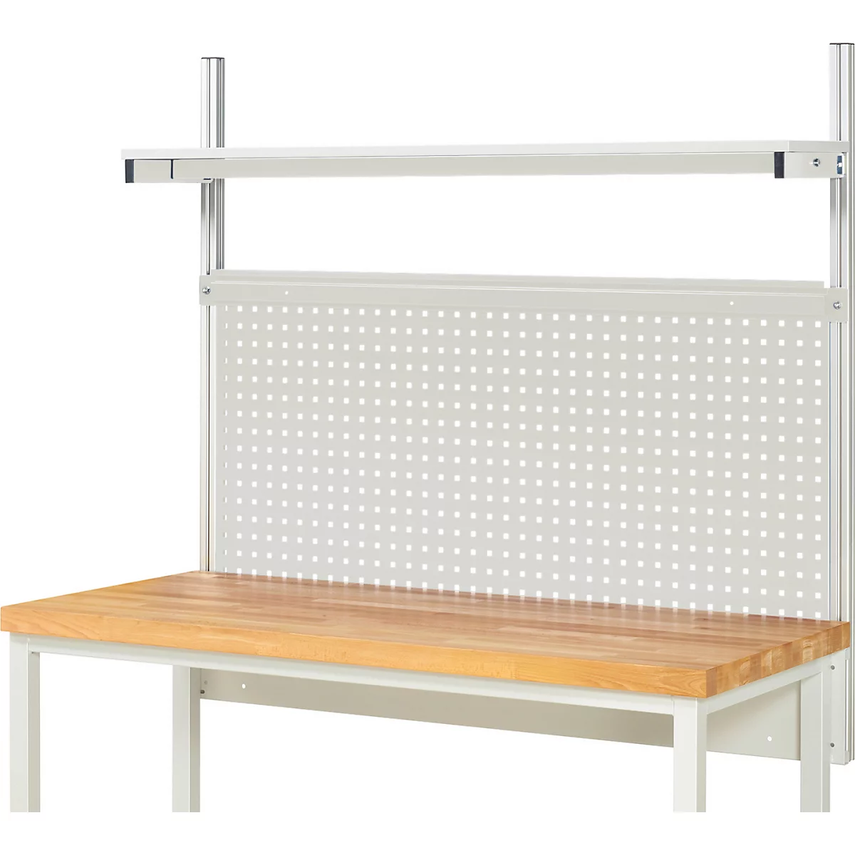 Établi avec panneau perforé, étagère et dessus en bois. Cadre gris et panneau blanc perforé.