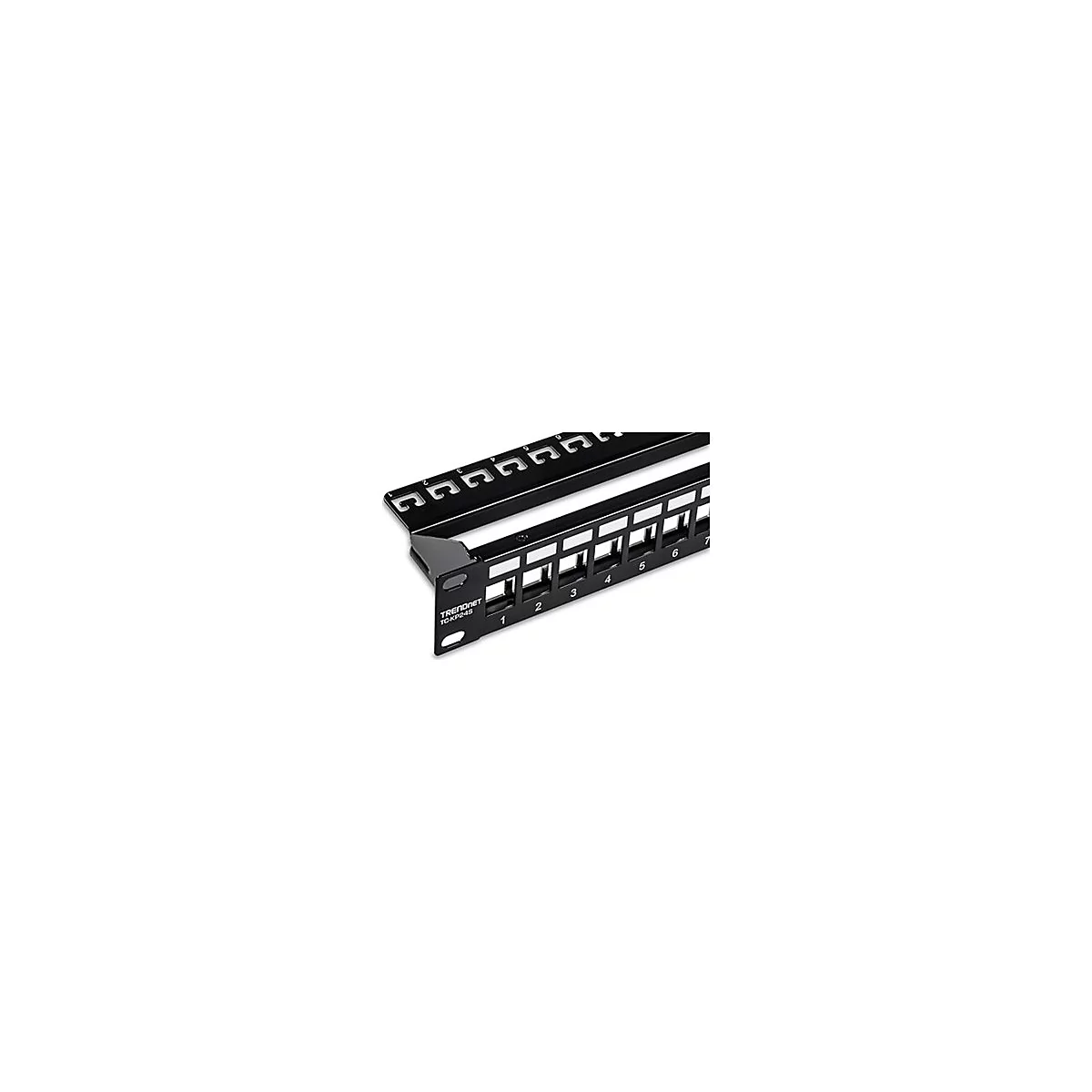 Schwarzes Patchpanel mit nummerierten AnschlÃ¼ssen und weiÃŸer Schrift. Das Produkt ist von der Marke TRENDnet.