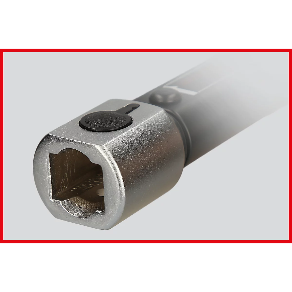 Graue Kamerakontur auf weißem Hintergrund.