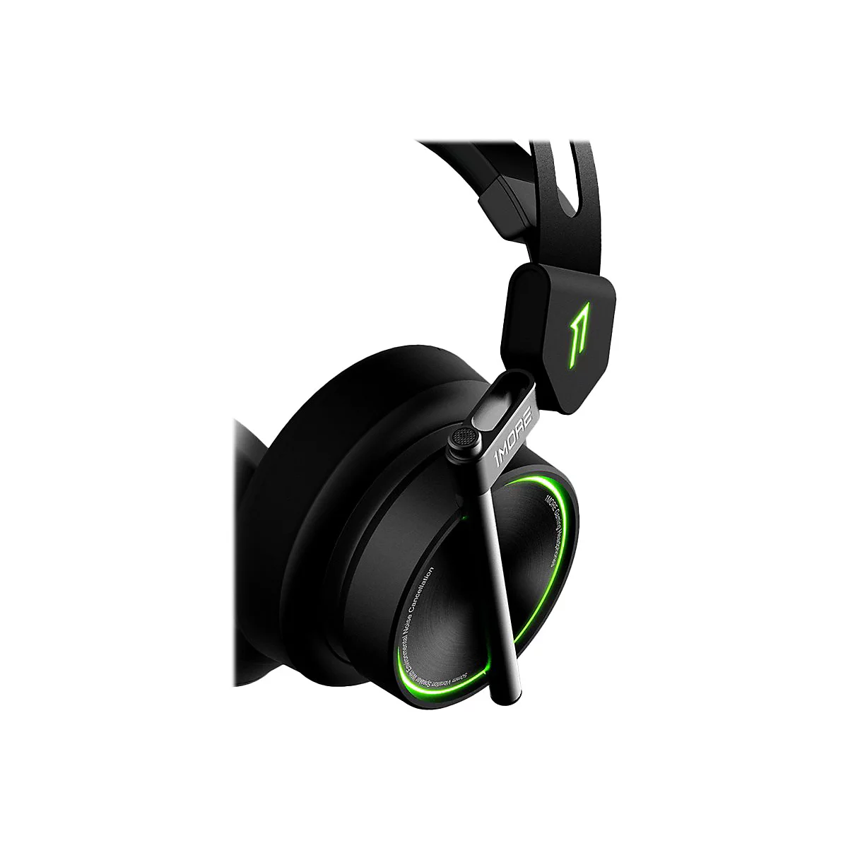 Nahaufnahme eines schwarzen 1MORE Gaming-Headsets mit grüner LED-Beleuchtung am Ohrpolster und Logo-Element.