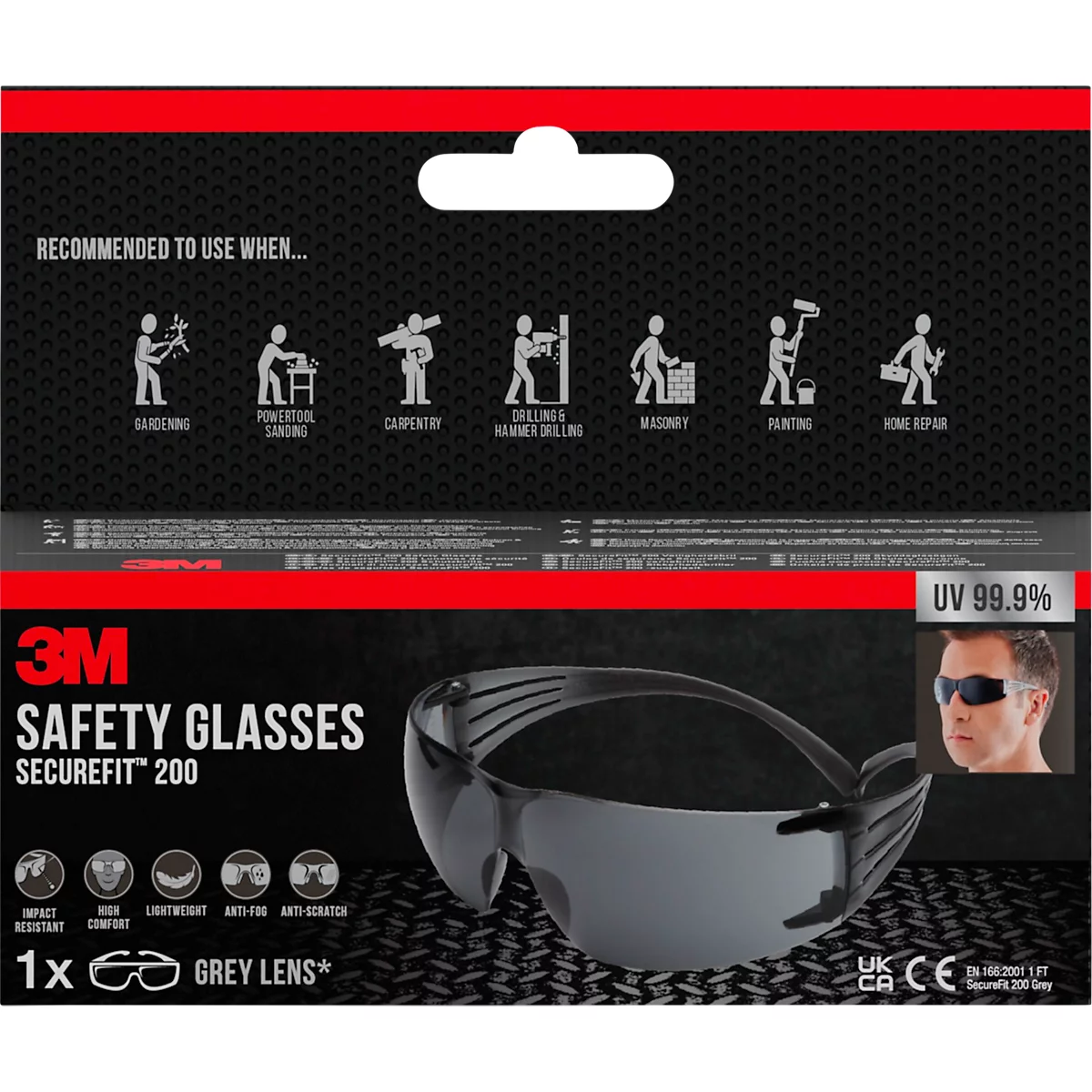 Graue Schutzbrille mit 3M Logo. Auf der Verpackung Piktogramme von Handwerkern. "UV 99,9%" und Logos.