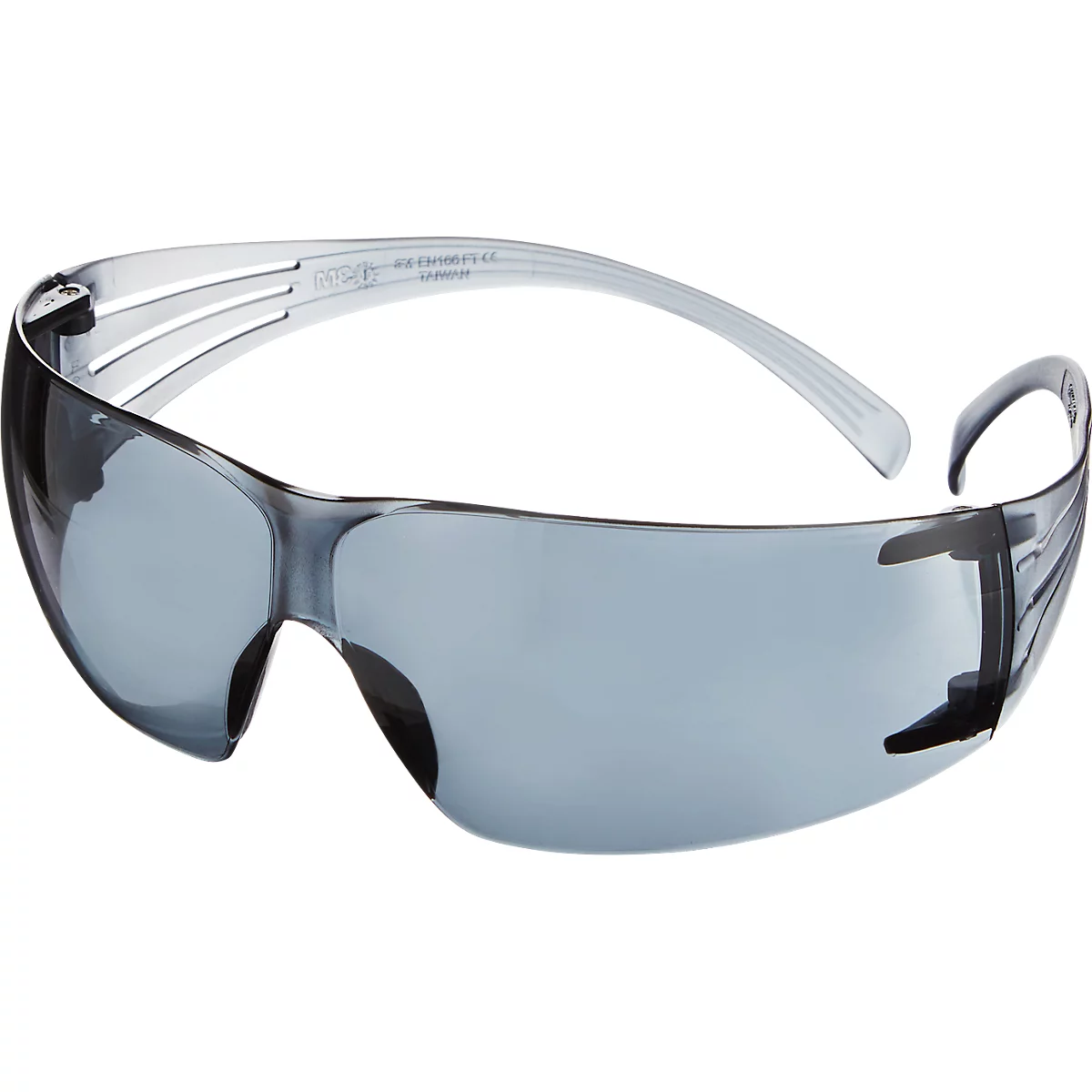 Graue Schutzbrille, leicht schräg von vorn fotografiert. Gläser und Gestell sind aus transparentem Kunststoff.