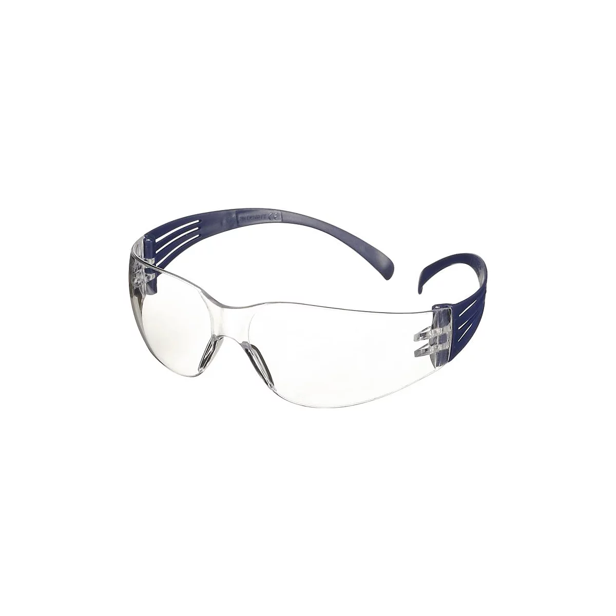 Transparente Schutzbrille mit blauem Bügel. Auf einem weißen Hintergrund abgebildet.