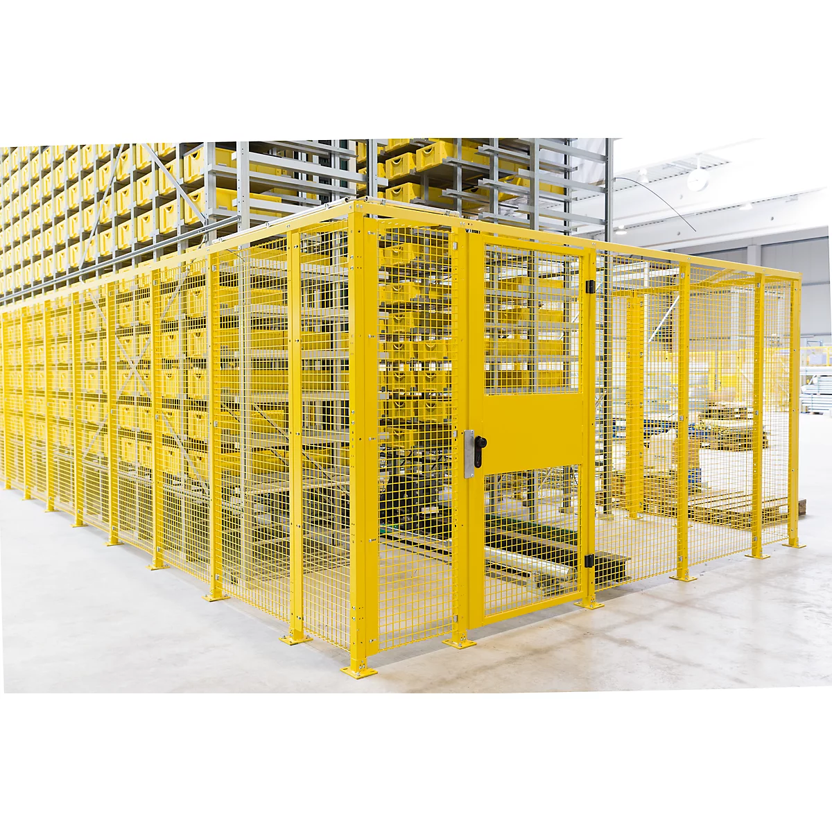 Abdeckwinkel, 50 x 50 x 2150 mm, optional zur Stabilisierung, hellsilber