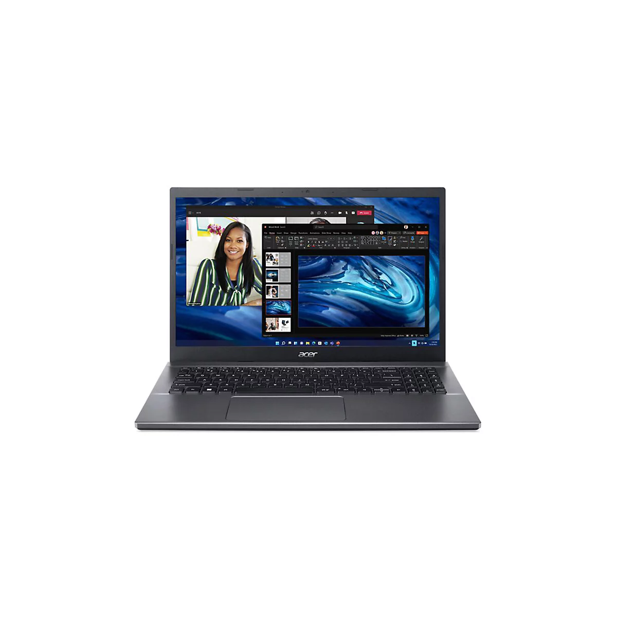 Ein grauer Laptop mit geÃ¶ffneten Fenstern. Eine Frau lÃ¤chelt auf dem Bildschirm, daneben eine PrÃ¤sentation.