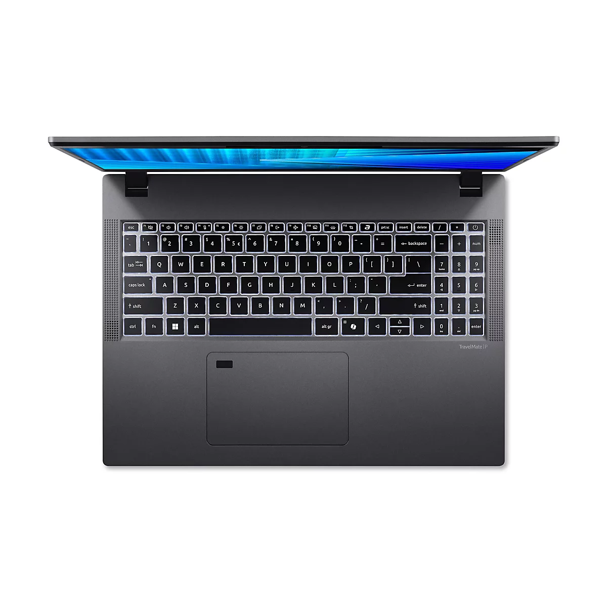 Draufsicht auf einen geöffneten Laptop mit beleuchteten Tasten, dunkelgrauem Gehäuse und weißem Hintergrund.