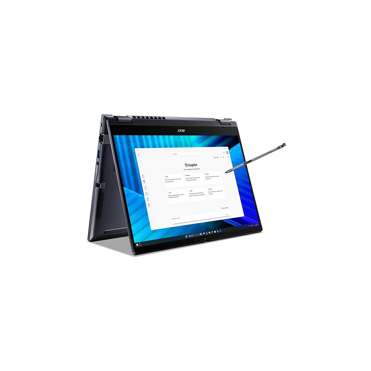 Ein schwarzes Acer-Notebook, das geöffnet und teilweise gedreht ist, mit einem Stift. Auf dem Bildschirm ist eine Copilot-Oberfläche zu sehen.