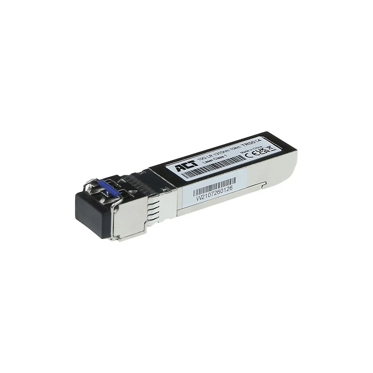 Ein metallisches SFP-Transceiver-Modul mit blauem Hebel und schwarzer Staubschutzkappe auf weißem Hintergrund.