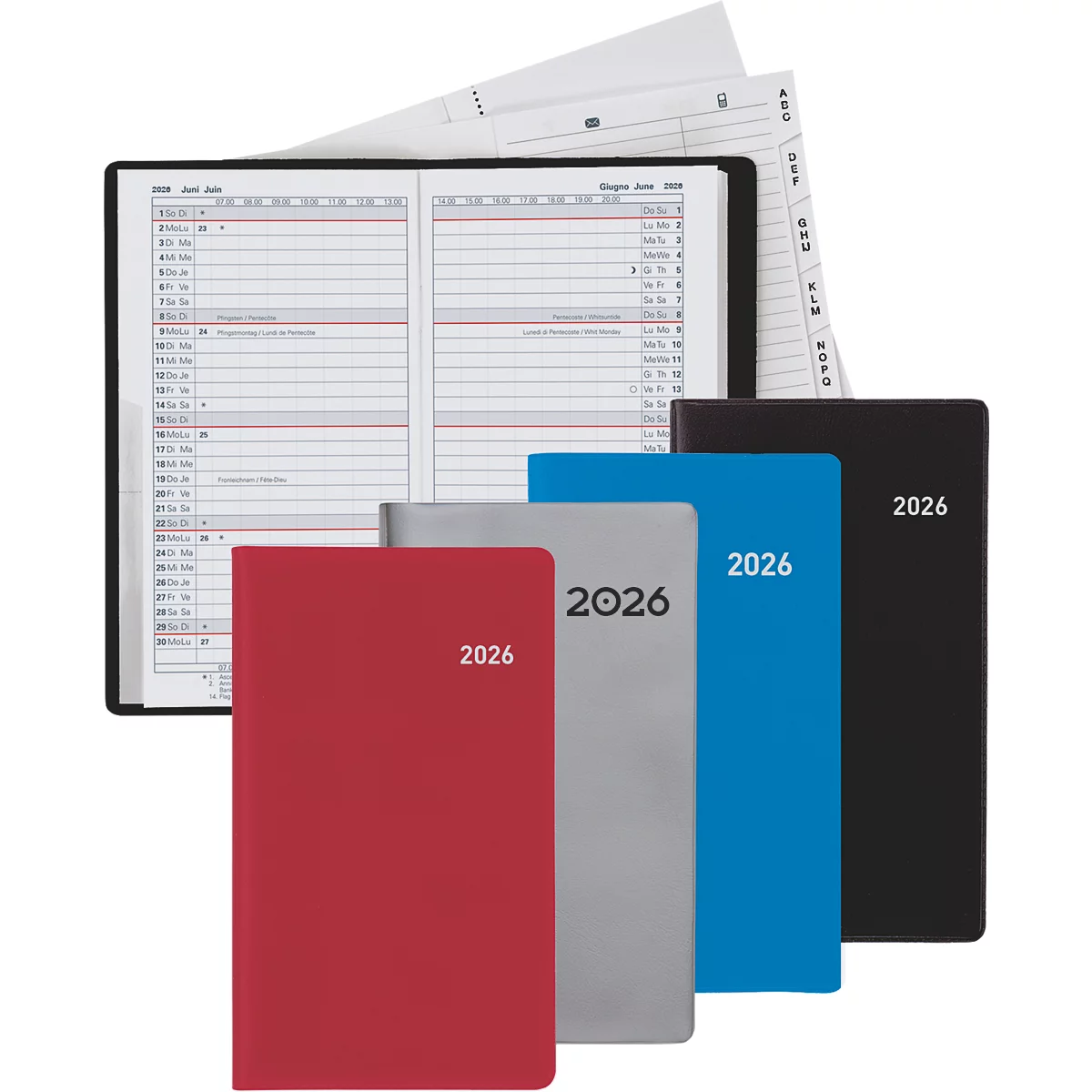 Plusieurs carnets et un carnet ouvert avec une vue journalière, année 2026. Couleurs: Rouge, gris, bleu, noir. Les fonds sont blancs.