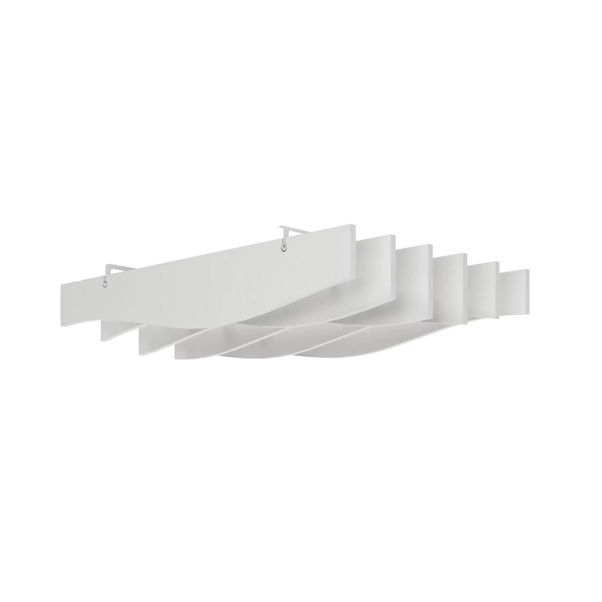 Witte, golfvormige plafondlamp met metalen beugels, geïsoleerd op een witte achtergrond.