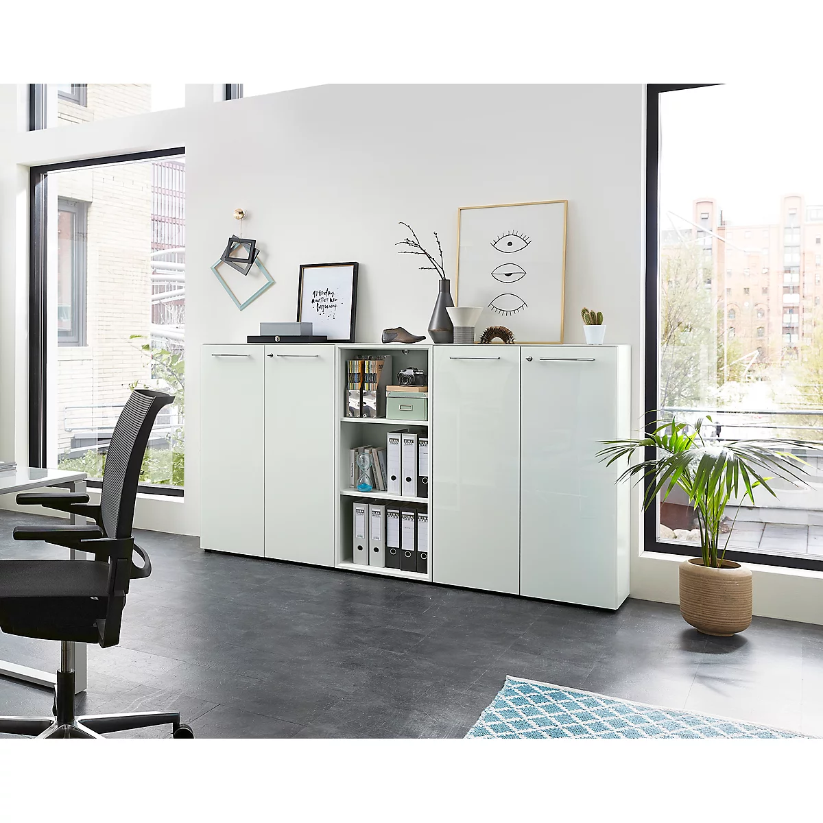 Aktenschrank MONTERIA, Front & Abdeckplatte aus Glas, abschließbar, 3 OH, B 800 x T 370 x H 1200 mm, weiß