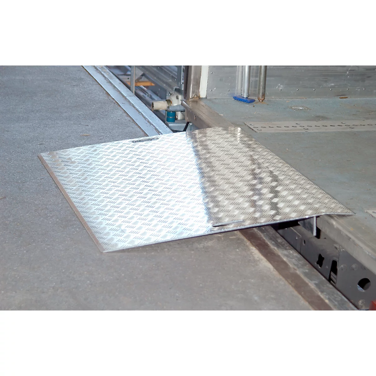 Aluminium-Überfahrbrücke