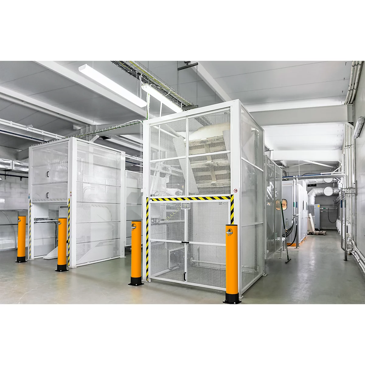 Ampere Rammschutz-Poller Rack-Mammut®, Kunststoff, Ø 144 x H 600 mm, verkehrsgelb