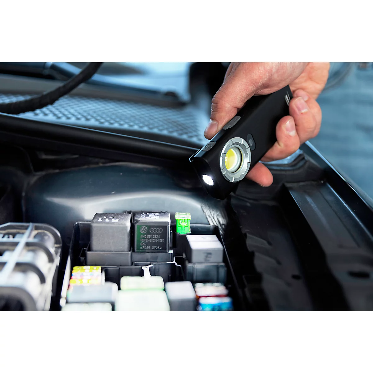 ANSMANN WL1200R-DS werklamp, 1.200 lumen, oplaadbare batterij, IPX6/IK07, drie helderheidsniveaus, met bevestigingsmagneten en riemclip, zwart