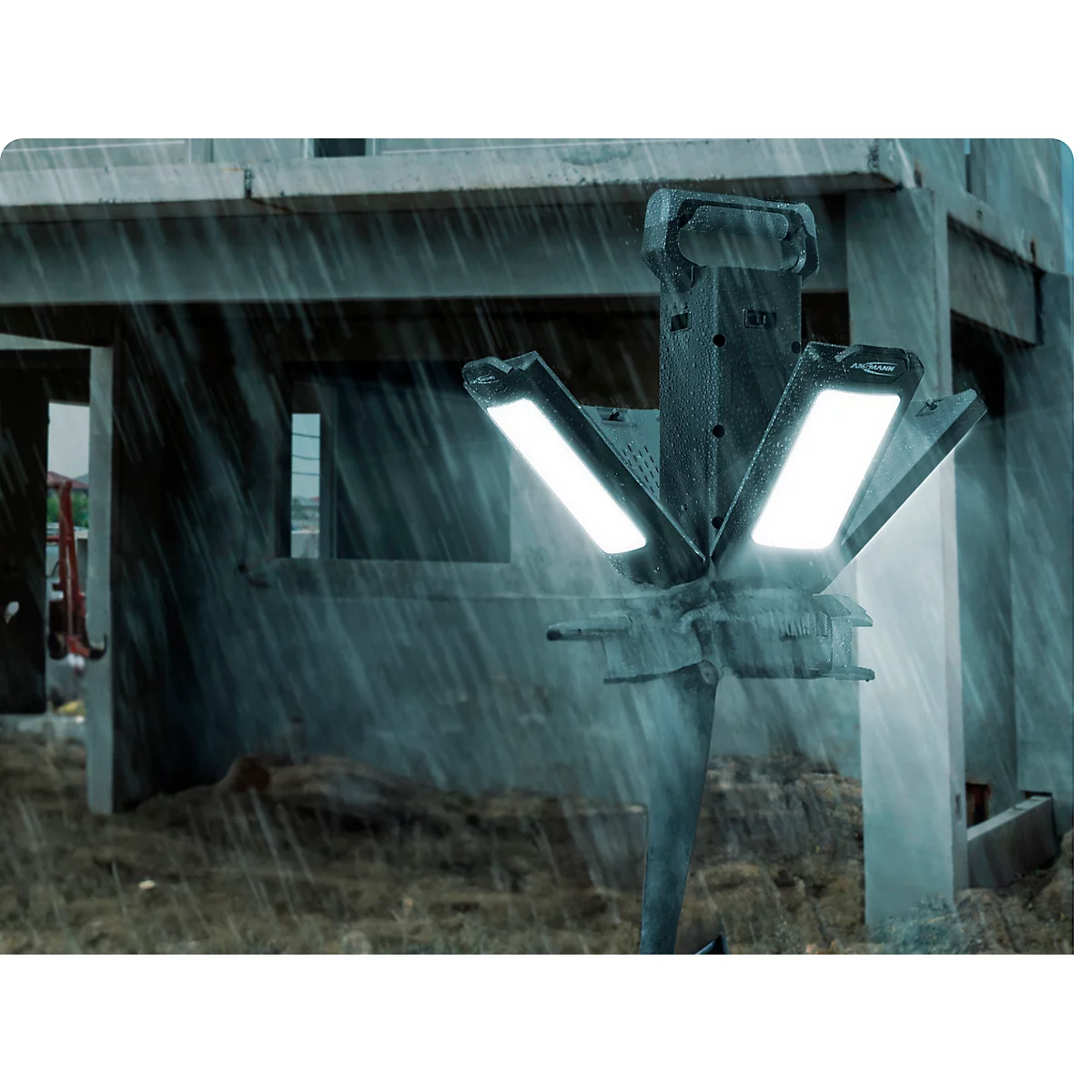 ANSMANN WL14000AC Vierfach-LED Strahler, 14.000 Lumen, 4× 30 W-SMD LEDs, Netzbetrieb, Verstellbar, Stativ und Magnetfuß, schwarz