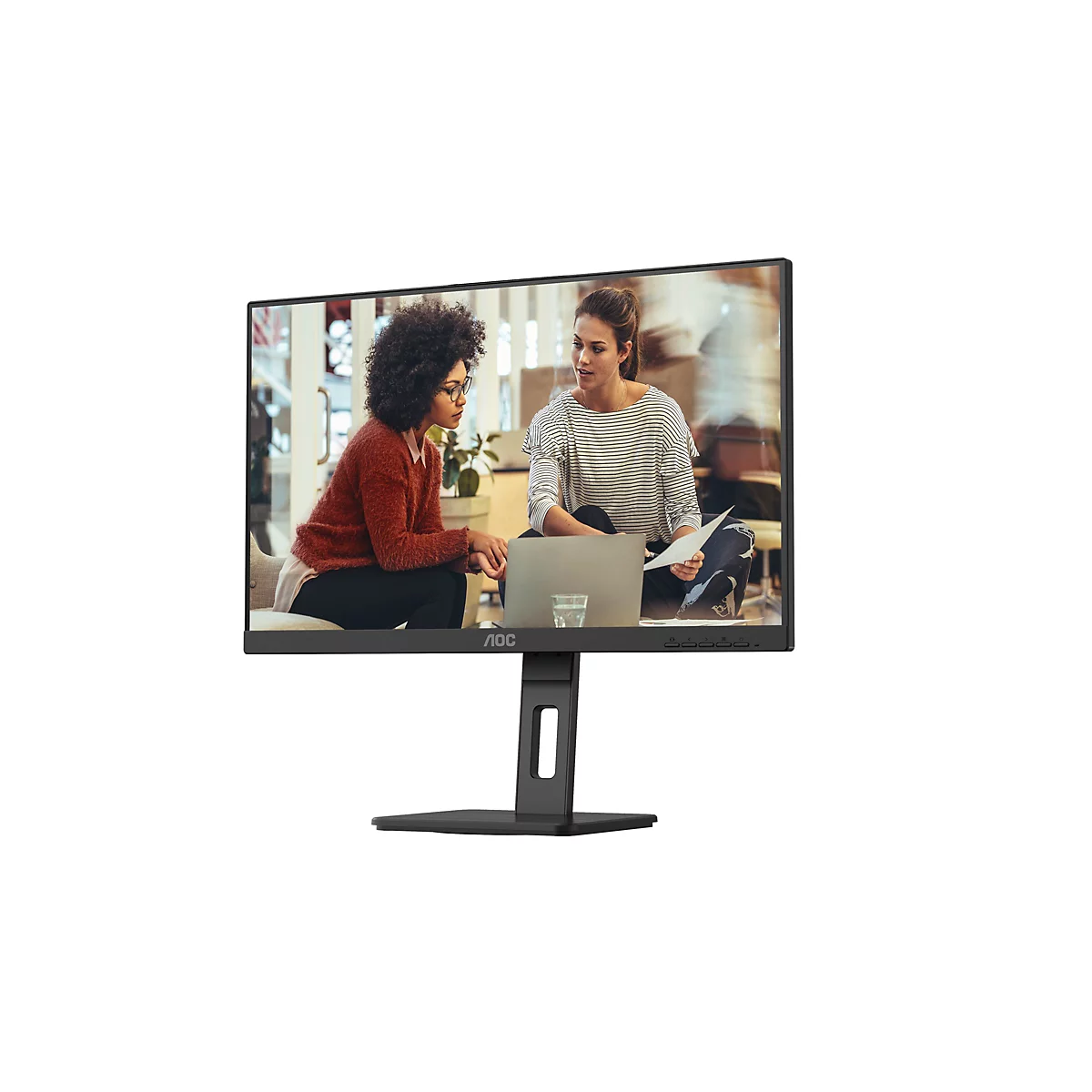Schwarzer AOC-Monitor auf einem Standfuß, der eine Szene mit zwei Frauen bei der Arbeit am Laptop anzeigt.