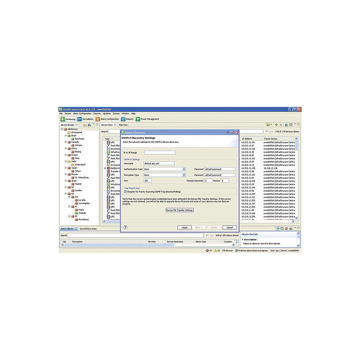 Screenshot der Software InfraStruxure Central mit einem geöffneten Einstellungsfenster für SNMPv3-Geräteerkennung.